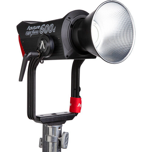 Aputure LS 600d Daylight LED Monolight (V-Mount) Aputure LS 600d Daylight LED Monolight (V-Mount)